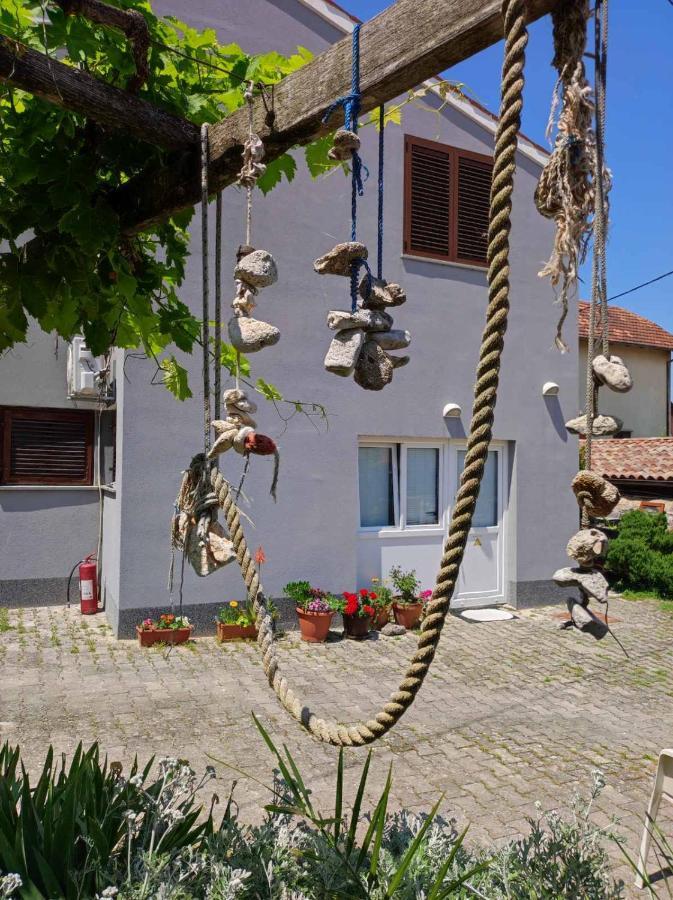 Konoba Yan Daire Pula Dış mekan fotoğraf